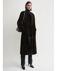 TOTEME - Soft Shearling Coat - Lyst