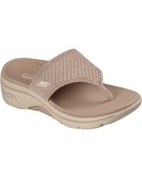 Skechers - Go Walk Arch Fit 2.0 Sandals - Lyst