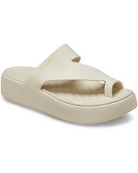Crocs™ - Getaway Platform Toe Loop Sandals - Lyst
