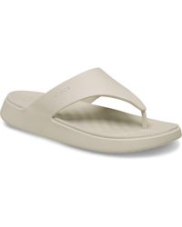 Crocs™ - Getaway Triangle Flip Sandals - Lyst