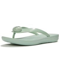 Fitflop - Iqushion Glossy-Button Polyurethane Mint Whisper Flip Flops - Lyst