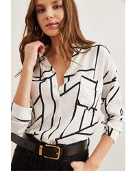 Olalook - Asymmetrisches, Weißes, Gewebtes Viscon-Hemd Mit Einer Tasche Gml- 19000890 Für Damen - Lyst