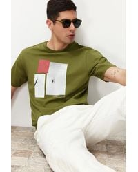 Trendyol - Farbenes, bedrucktes t-shirt aus 100 % baumwolle mit normalem schnitt - Lyst