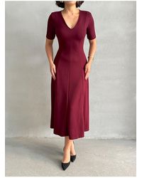 BEJNA - Burgunderrotes, Langes, Weiches Kleid Mit V-Ausschnitt Und A-Linie Für Damen - Lyst