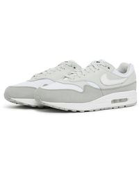 Nike - Air Max 1 '87 Lx Hellgrau Schuhe Für Damen - Lyst