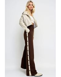 Trend Alaçatı Stili - Braune Hose Mit Weitem Bein – Doppelte Taschen Und Seitenstreifen Für Damen - Lyst