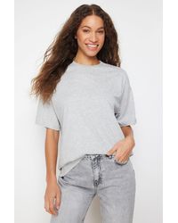 Trendyol - Meliertes boyfriend-t-shirt mit rundhalsausschnitt – 100 % baumwolle, weite passform - Lyst