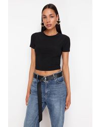 Trendyol - Schwarze Taillierte/Körperbetonte, Kurze, Flexible Strickbluse Für Damen - Lyst