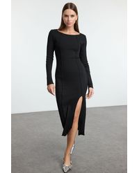 Trendyol - Schwarzes Midi-Strickkleid Mit U-Boot-Ausschnitt Tailliert, Geschlitzt Twoaw25El00552 Für Damen - Lyst
