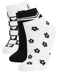 Defacto - 3-Teilige Baumwoll-Socken Mit Gestreiftem Herz- Und Blumenmuster W8968Azns Für Damen - Lyst