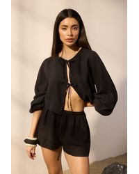Trendyol - Schwarze Gewebte Strandshorts Aus 100 Leinen Für Damen - Lyst
