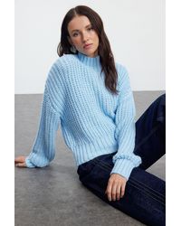 Trendyol - Blauer Strickpullover Mit Kurzem Schnitt – Weiche Textur Und Dickes Strickdetail Für Damen - Lyst