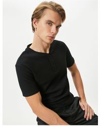 Koton - Basic t-shirt rundhals knopfleiste kurzarm strukturierte baumwolle - Lyst