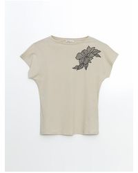 LC Waikiki - Lcwaikiki T-Shirt Mit Klassischem Rundhalsausschnitt Und Blumenmuster Für Damen - Lyst