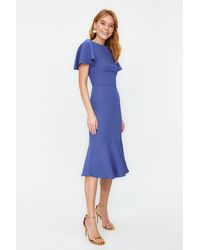Trendyol - Indigoblaues Tailliertes/Flauschiges Midikleid Aus Webstoff Für Damen - Lyst