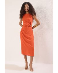 Trendyol - Orangefarbenes, Schlichtes, Körperbetontes, Gewebtes Midi-Kleid Für Damen - Lyst