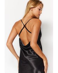 Trendyol - Satin Gewebt Schwarzes Nachthemd Mit Degaje-Kragen Und Rückendetail Thmss23Gc00008 Für Damen - Lyst