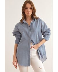 Olalook - Gestreiftes Marineblaues Popeline-Hemd Mit Versteckter Knopfleiste Gml- 19000867 Für Damen - Lyst