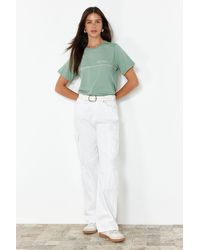 Trendyol - Nachhaltigeres mint-strick-t-shirt aus 100 % baumwolle mit paspelierung und bedruckung - Lyst