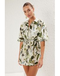 Trendyol - Mini-Strandkleid Aus 100 Baumwolle Mit Tropischem Muster Und Kordelzug-Detail Für Damen - Lyst