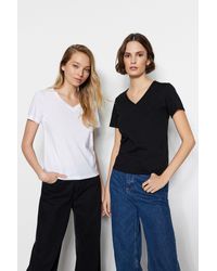 Trendyol - Weißes Basic-Strick-T-Shirt Mit V-Ausschnitt Im 2Er-Pack Aus 100 Baumwolle Für Damen - Lyst