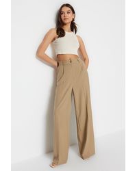 Trendyol - Khakifarbene Hose Aus Gewebtem Stoff Mit Weitem Bein Und Weitem Bein Für Damen - Lyst