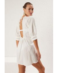 Trendyol - Weißes, Gerades, Normales Midi-Kleid Aus 100 Baumwolle Mit Gewebter Spitze Für Damen - Lyst