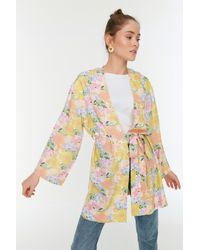 Trendyol - Er, floral gemusterter kimono und kaftan mit bindedetail und taschen - Lyst