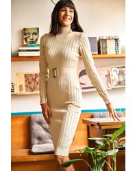 Olalook - Kleid Aus Dickem, Geripptem Strick Mit Steingürtel Und Gürtel Für Damen - Lyst