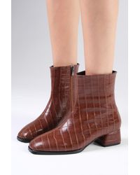 Mio Gusto - Alexia – Braune Stiefel Mit Krokodilmuster Und Gefütterter Stumpfer Zehenpartie Für Damen - Lyst