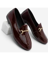 Marjin - Echtes Leder Kette Loafer Freizeitschuhe Tanle Burgundy Lackleder Für Damen - Lyst