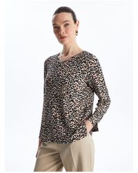 LC Waikiki - Langärmlige Bluse Mit V-Ausschnitt Und Muster Für Damen - Lyst