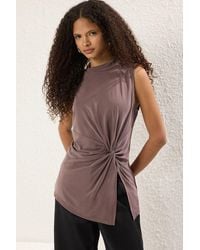 Trendyol - Braune Strickbluse Mit Stehkragen Und Kordelzug – Für Damen - Lyst