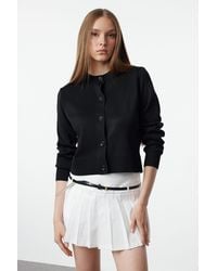 Trendyol - Schwarzer Strick-Cardigan Mit Rundhalsausschnitt – Jacken-Look Für Damen - Lyst