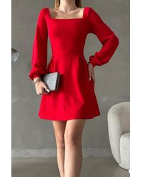 Deafox - Rotes Basic-Kleid Mit Langen Ärmeln Und Quadratischem Kragen Aus Importiertem Kreppstoff Für Damen - Lyst