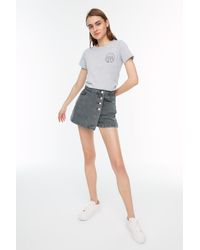 Trendyol - Er jeans-shorts-rock mit hoher taille und knopfdetail - Lyst