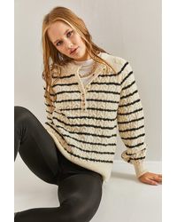 Bianco Lucci - Gestreifter Strickpullover Mit Geflochtenem Kragen Und Knöpfen Für Damen - Lyst