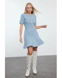 Trendyol - Indigoblaues Mini-Tweed-Kleid Mit Rundhalsausschnitt – Rockausschnitt An Der Taille Für Damen - Lyst
