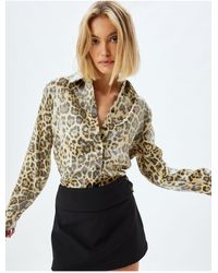 Koton - Langärmliges Hemd Aus Satin Mit Leopardenmuster Und Normaler Passform Für Damen - Lyst