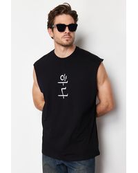 Trendyol - Es, übergroßes/weit geschnittenes t-shirt mit fernost-textdruck aus 100 % baumwolle/atlet - Lyst
