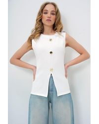 Trend Alaçatı Stili - Weiße Ottoban-Bluse Mit Rundhalsausschnitt Und Goldenen Knöpfen Für Damen - Lyst