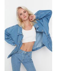 Trendyol - Blaue Oversize-Jeansjacke Mit Taschendetail Für Damen - Lyst