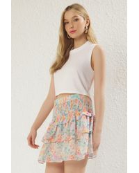 Trendyol - Mehrfarbiger, Gewebter Mini-Rock Mit Blumendruck Und Rüschen Für Damen - Lyst