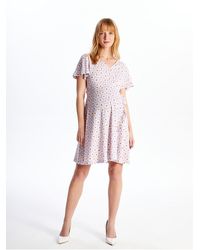 LC Waikiki - Lcw Umstandskleid – Zweireihiger Kragen Und Kurze Ärmel Mit Blumenmuster Für Damen - Lyst
