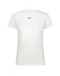 Nike T-shirts for Women | Black Friday Sale up to 50% | Lyst
