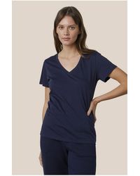 Velvet By Graham & Spencer - Susan V Neck T-Shirt - Lyst