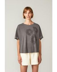 Paala - 440702 Daisies T-shirt Garment Dyed Anthracite M - Lyst