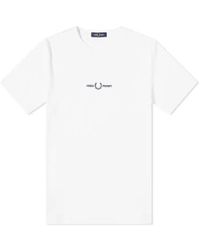 Fred Perry - T-shirt mit aufgesticktem logo weiß - Lyst