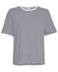 Moss Copenhagen - T-shirt hadrea stripe hadrea marine et blanc - Lyst