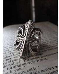 WINDOW DRESSING THE SOUL - Large Cross Ring - Lyst